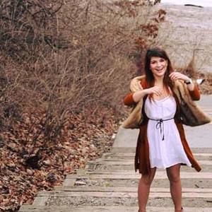 Meet your Posher, Ioana-cãtãlina